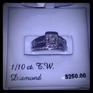 Diamond ring white gold